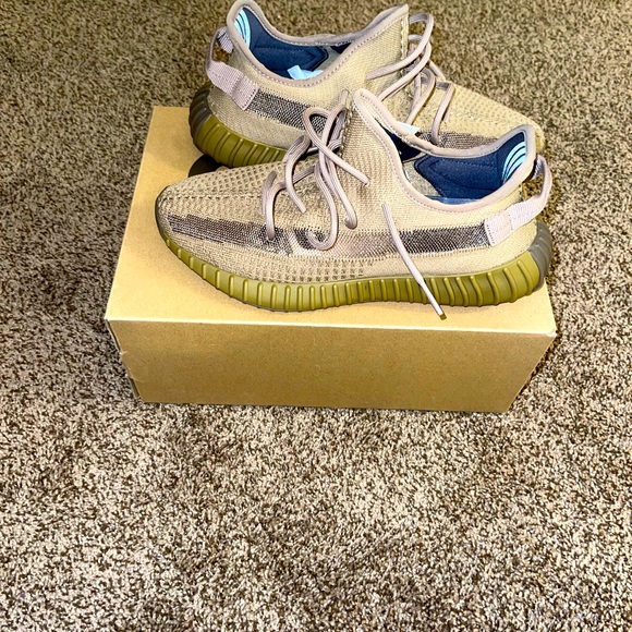 Yeezy Other - Yeezy Boost 350V2 Earth size 10 worn twice closest thing to Deadstock will trade